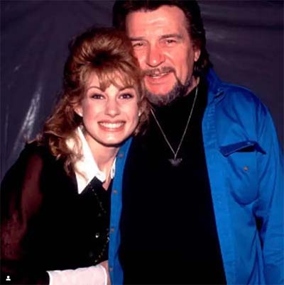 Waylon Jennings – Rose in Paradise