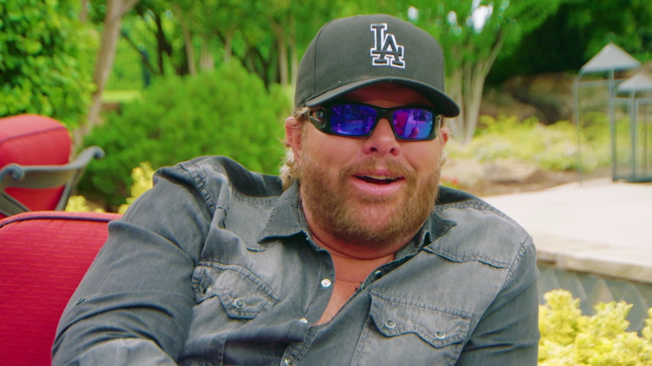 Toby Keith Tonight on Rock & Roll Road Trip With Sammy Hagar!